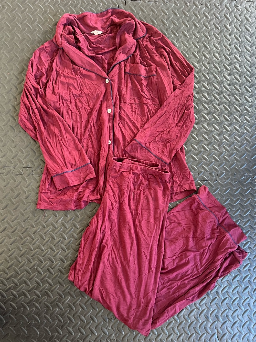 EUC Eberjey Burgundy Long-Sleeve Button Up Top and Pants Pajama Set Sz Medium
